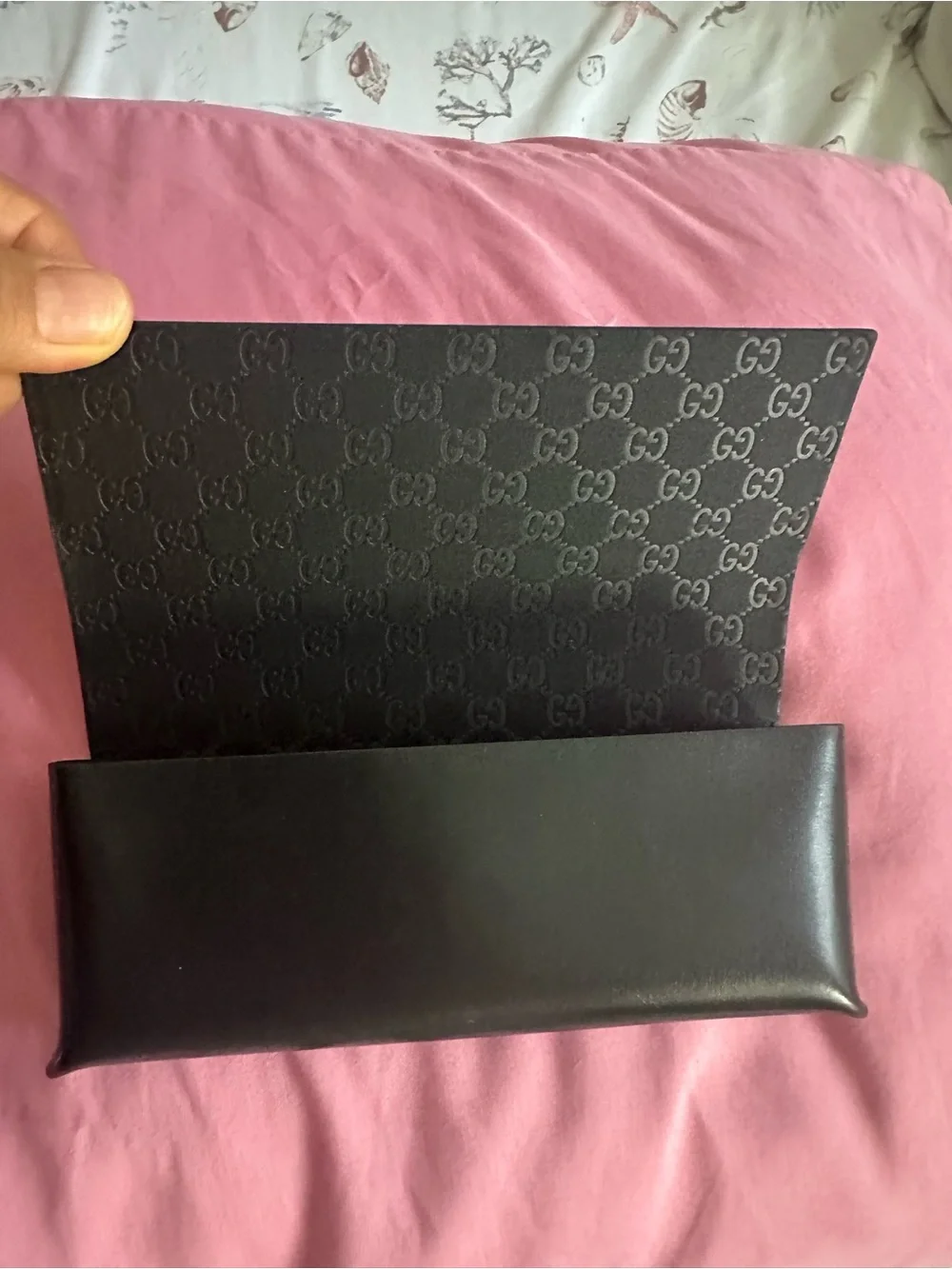 Gucci sturdy leather
